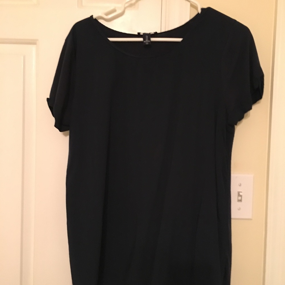 Gap top.
